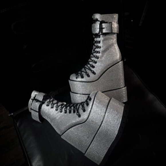 Crystal Double Stack Boots - Dolls Kill - SIZE 7 - NIB - Picture 5 of 8